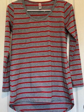 LuLaRoe Classic T Shirt Gray Red Striped Scoop Neck Top XXS